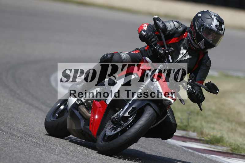 /21 17.06.2026  Ducati Schweiz Track Warmup ADR/Gruppe gruen/7
